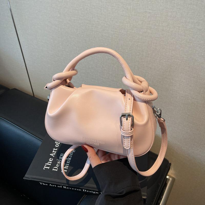 Premium Sense Super Fire Niche Bag Women's 2025 New Summer Versatile Messenger Bag Fashionable Portable Pleated Small Bag