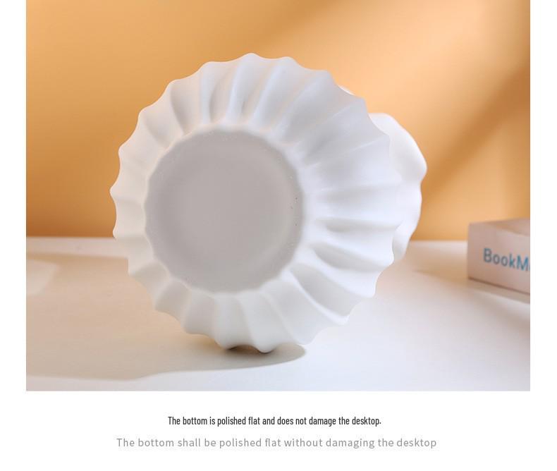 Elegant Ceramic Vase Ornament for Living Room or Dining Table - Light Luxury Home Decoration