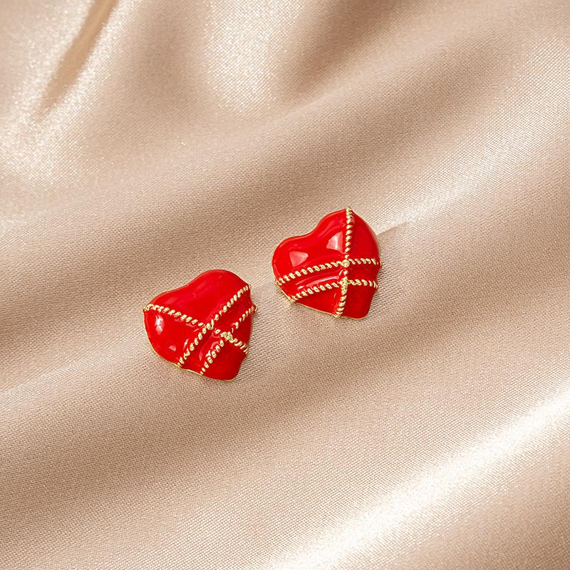 Серебряная игла капающее масло серьги-сердечки французский стиль ретро персиковое сердце осенне-зимний темперамент серьги-гвоздики интернет-знаменитости Kc gold