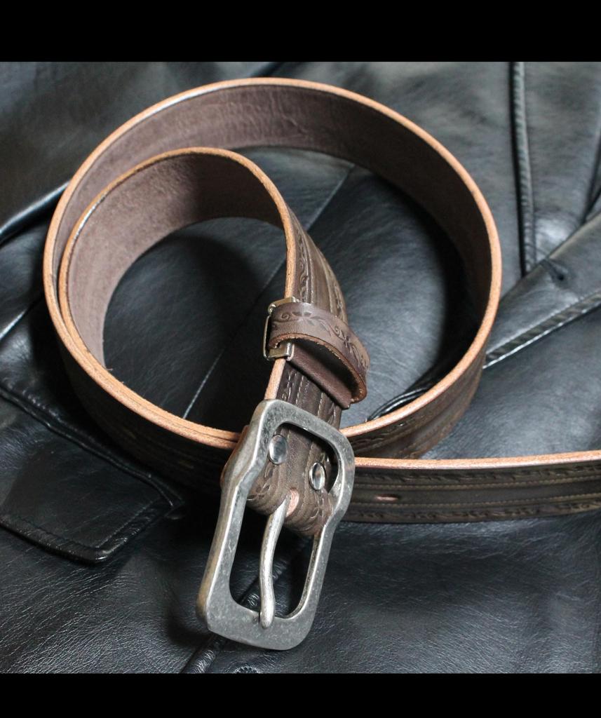 (Tochigi Leather) Tochigi Leather Belt for Men, Genuine Leather, Cowhide, Vegetable-Tanned Leather, Floral Pattern, Made with Tochigi Leather Co.,