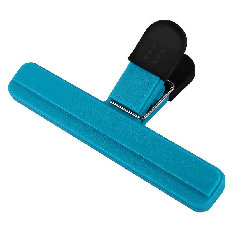 Strong Plastic Sealing Clips for Kitchen and Snack Bags - Keeps Food Fresh and Moisture-Proof