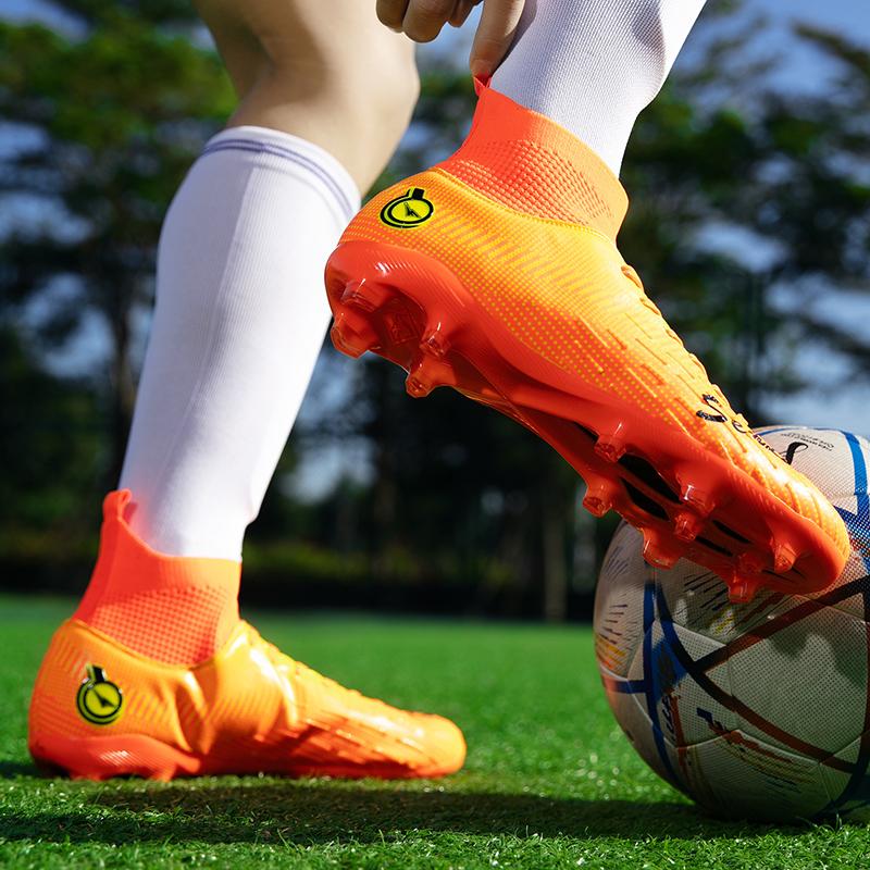 Męskie buty piłkarskie typu high-top Kolorowe outdoorowe buty sportowe z długimi kolcami Duży rozmiar Młodzieżowe buty sportowe Buty piłkarskie dla dzieci