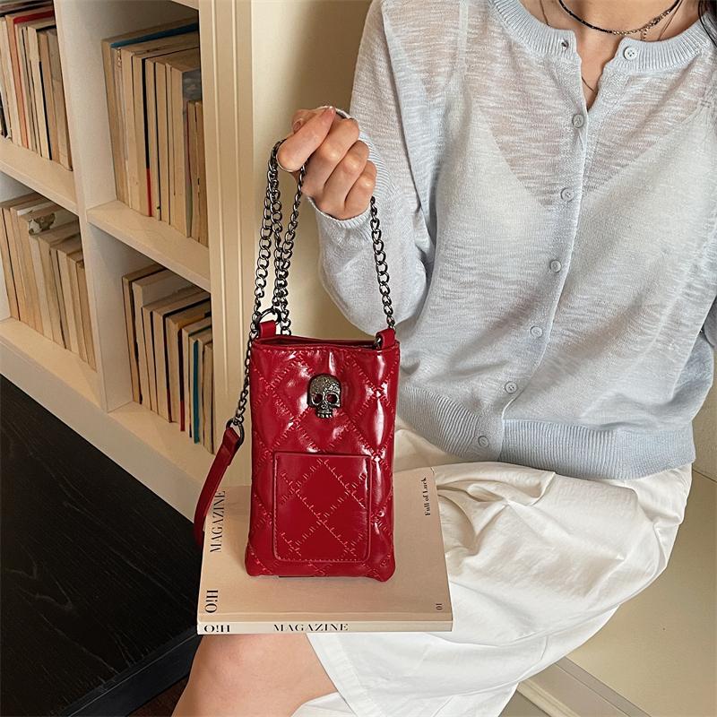 Borsa per Cellulare Teschio da Donna a Rombetti con Catena a Spalla Crossbody