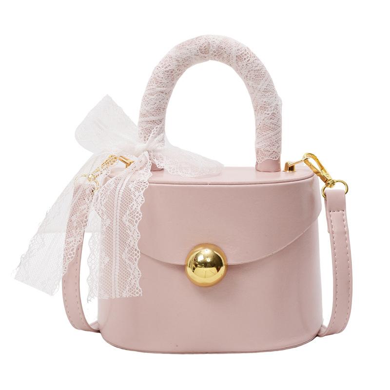 

Niche simple handbag bucket bag 2025 Korean version of high-end silk scarf fashion shoulder bag commuter messenger bag розовый