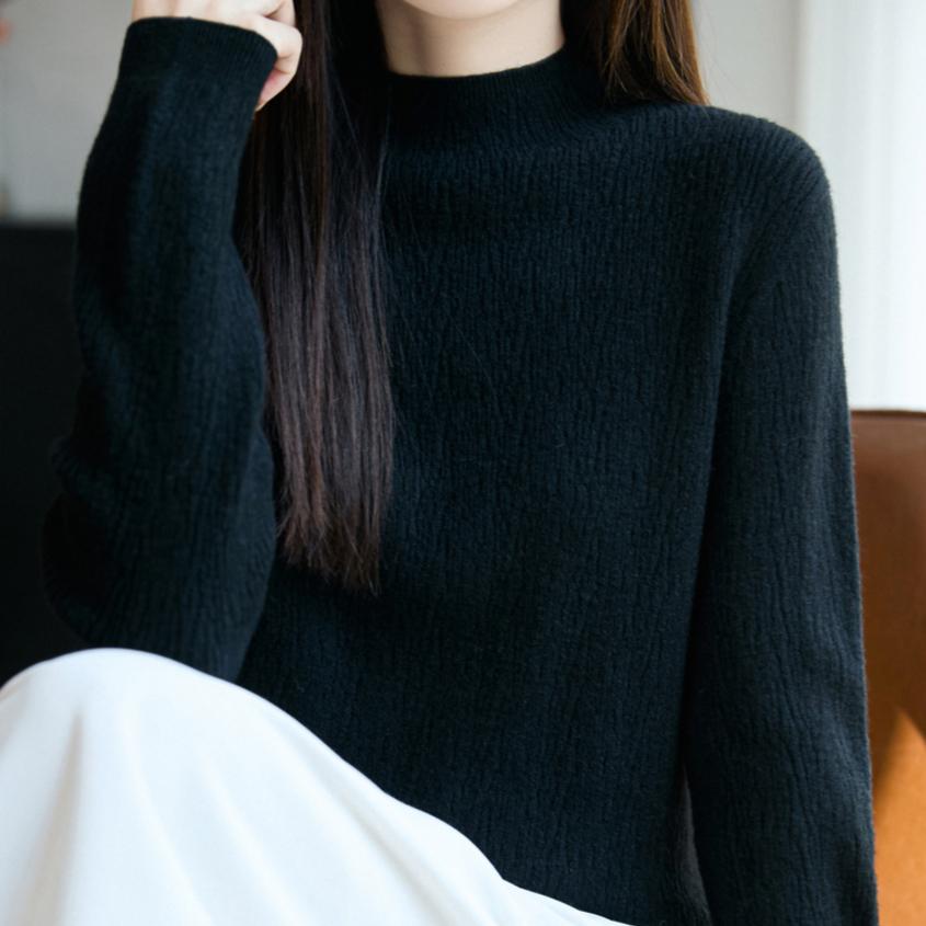 Half Turtleneck Knitted Sweater for Women In Autumn and Winter Solid Color Paired with Long-sleeved Pullover Top