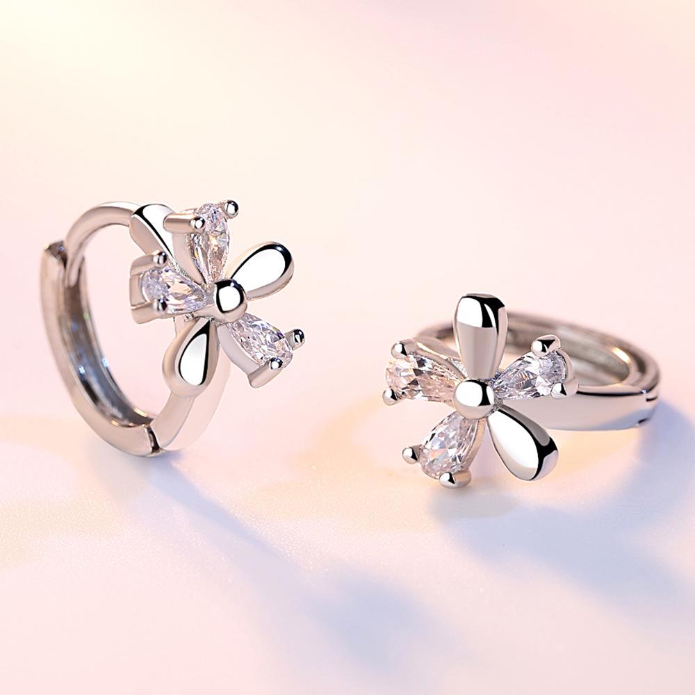 Sweet Plum Blossom Korean Snowflake Crystal Earrings - Elegant & Lovely Stud Ear Accessories