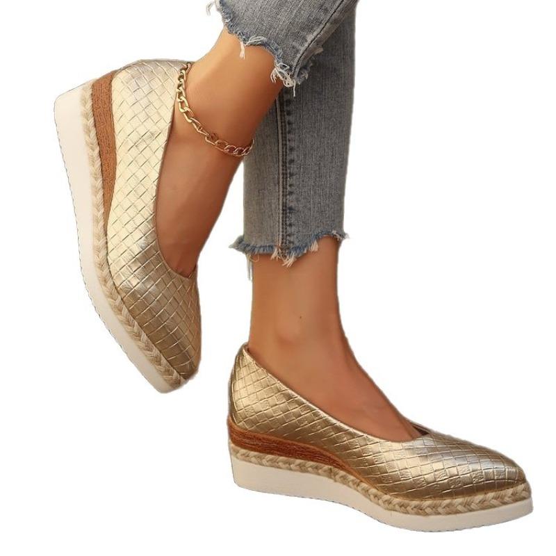 New large-size woven hemp rope sponge cake bottom, shallow mouth breathable pointed women's single shoes