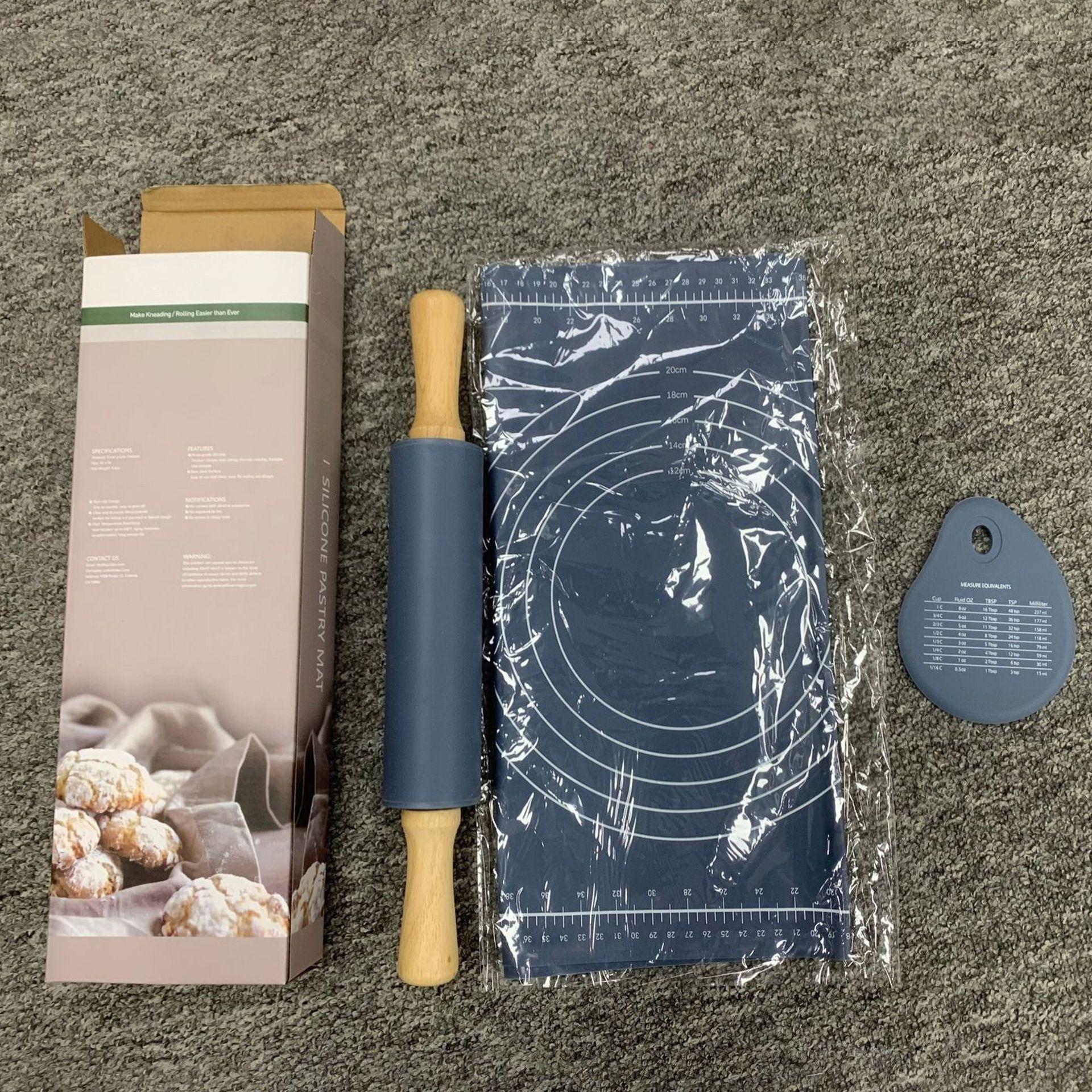 

Extra Thick Non Stick Silicone Rolling Mat with Measurements for Baking and Kneading Dough Option3 синій