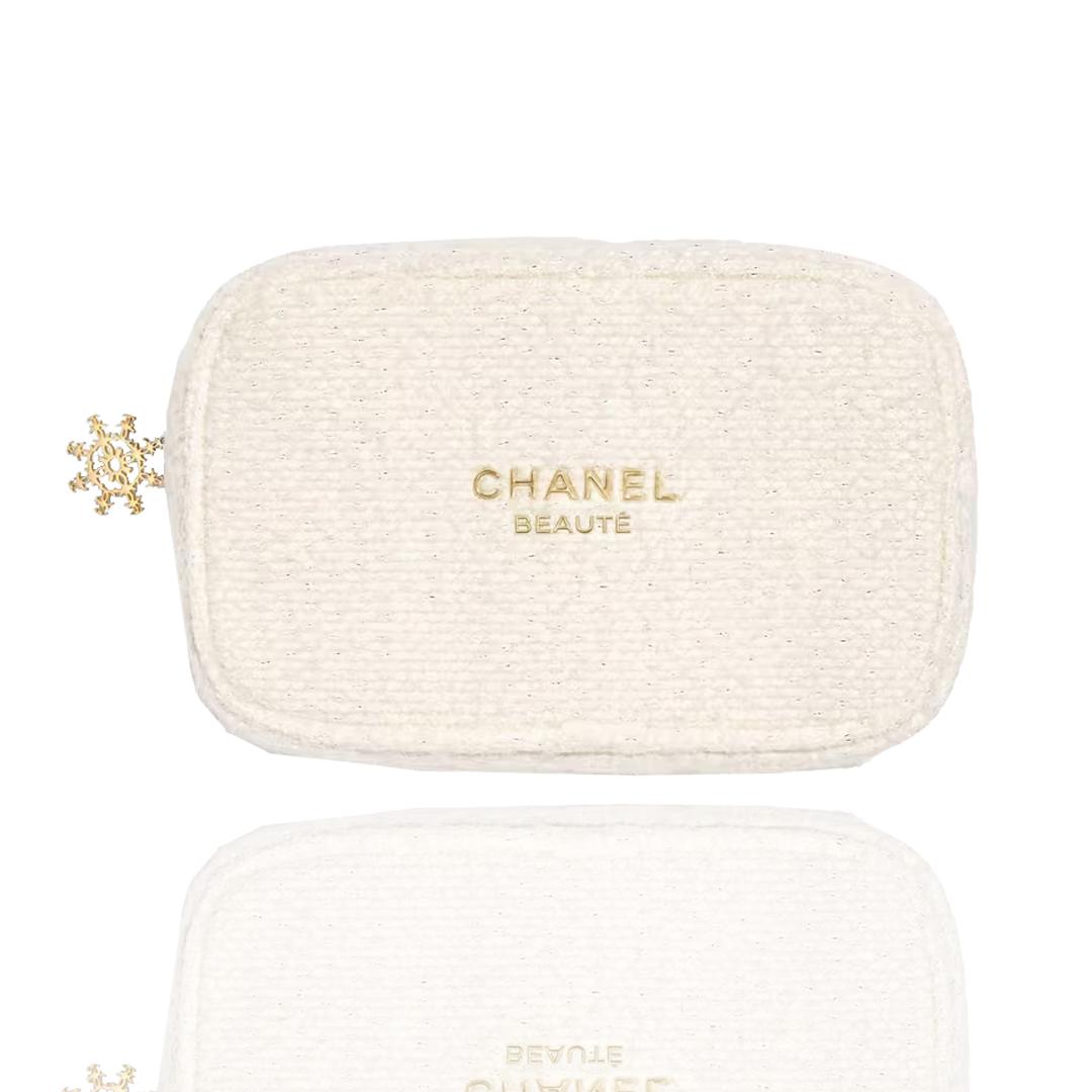 CHANEL Snowflake Zippers Makeup Bags Snowflake Zippers Makeup Bag