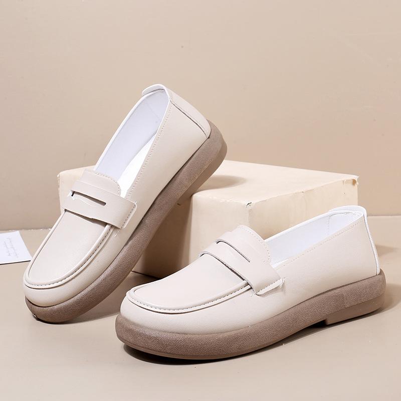 Women's shoes loafers 2025 spring new British retro style flat heel one pedal casual shoes artificial leather small leather shoes