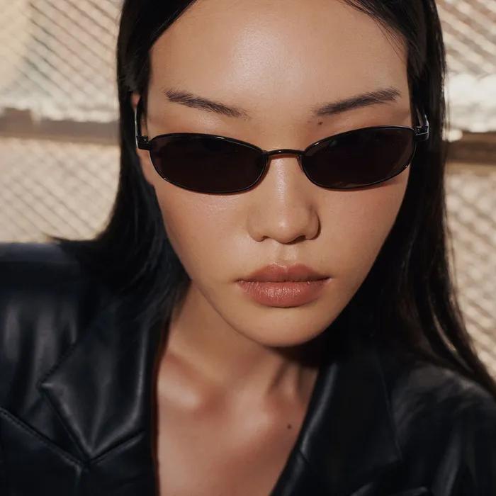 SUMI Black
