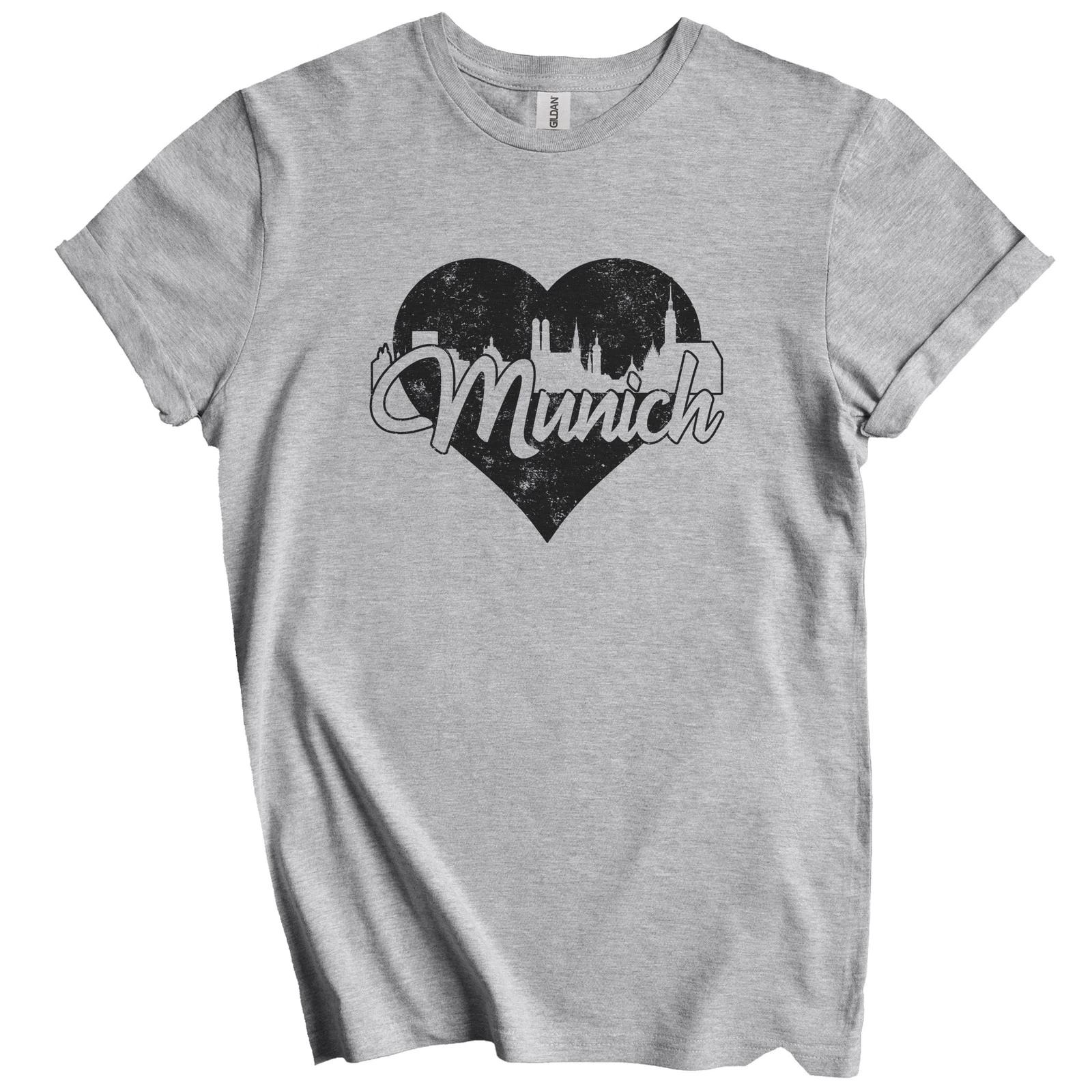 Retro Munich Germany Skyline Heart Distressed T-Shirt S