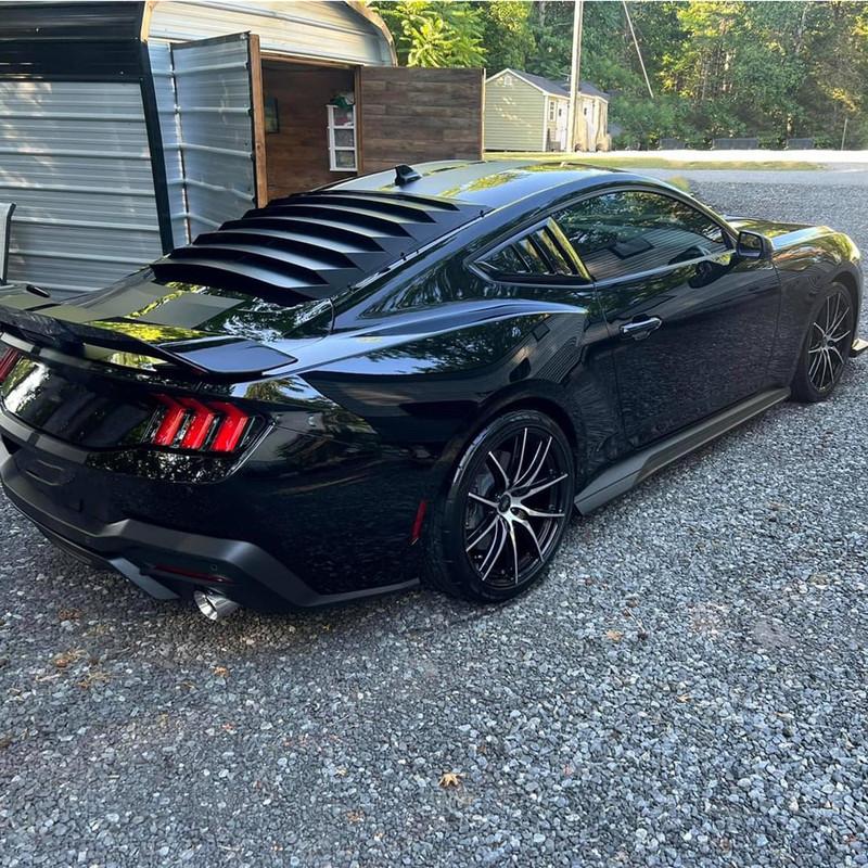 For Ford Mustang 2024-2025 Rear Window Louver Shutter Cover Side Vent Trim Windshield Scoop Cover Exterior ABS Car Accessories