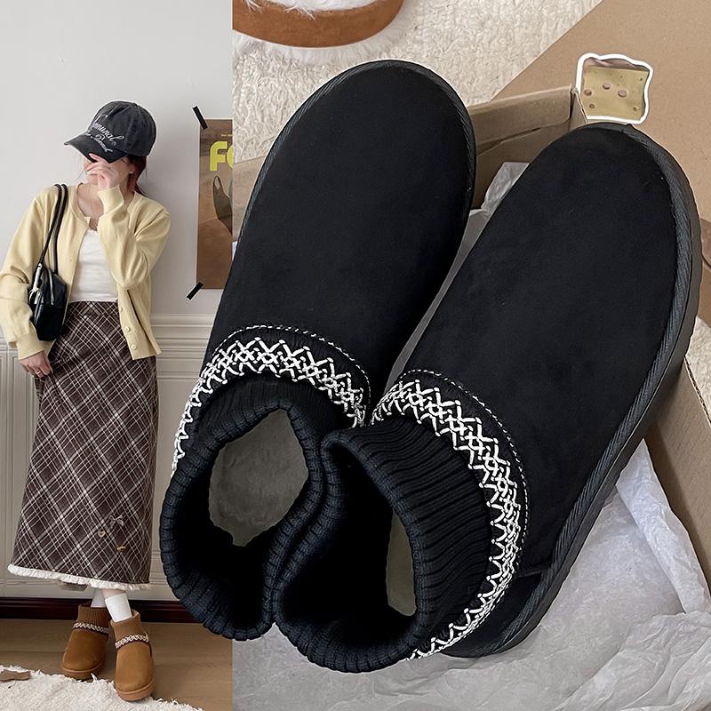 Casual Ethnic Style Embroidered Snow Boots Women  Soft Bottom Short Plush Winter New Warm Knitted Chelsea Boots Plus Size 42