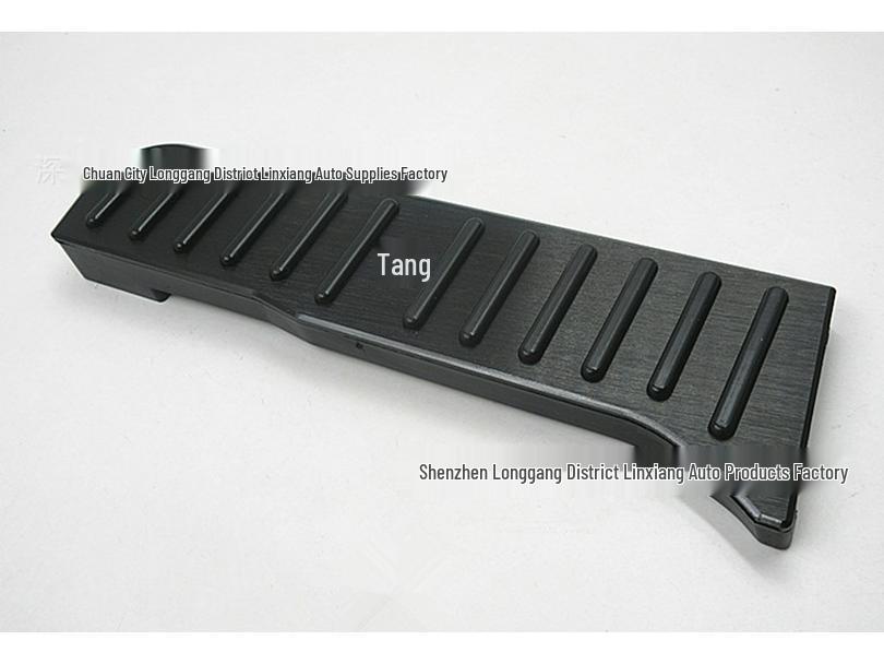 Kompatibel mit 2018 Tang: Rutschfeste Gas- und Bremspedalabdeckung aus Aluminiumlegierung.