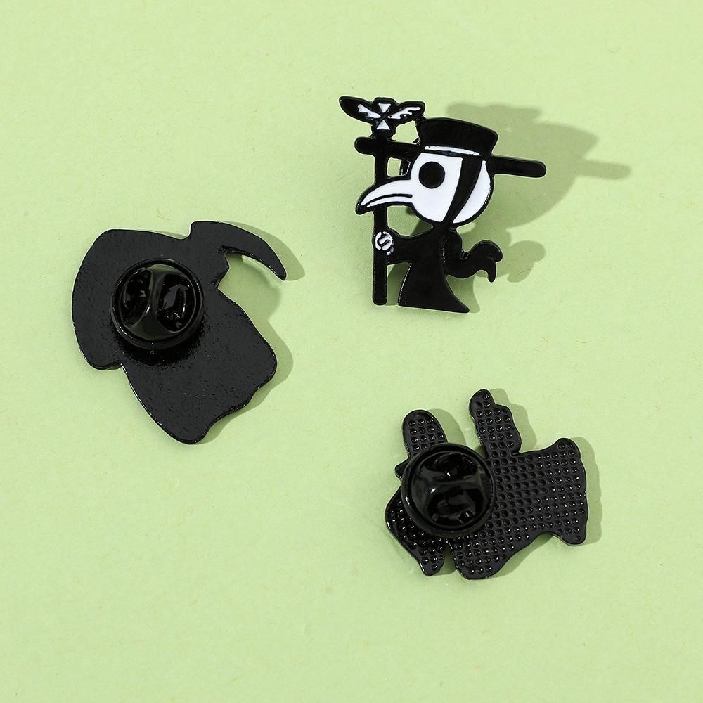 Creative Personality Cute Halloween Brooch Reaper Crow Mask Magic Cat Metal Badge Diablo Badge