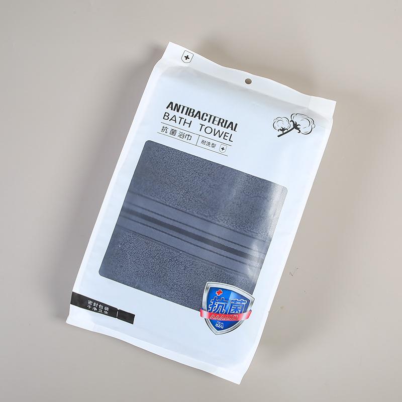 

Приятное для кожи прочное мягкое и удобное банное полотенце из хлопка Синьцзян класса А 5А с антибактериальным эффектом Мягкое и впитывающее полотенце из хлопка 70*140cm