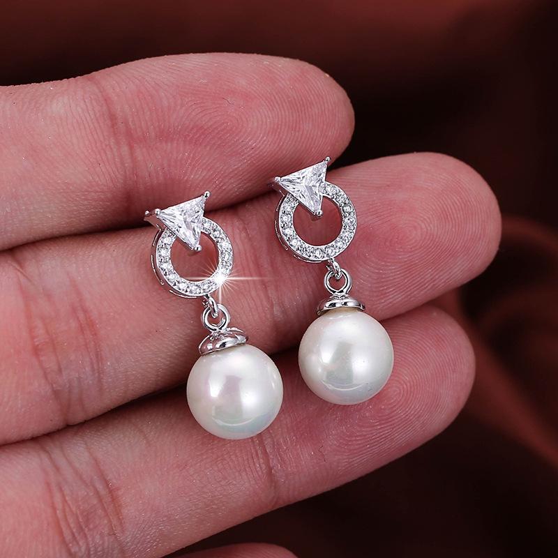 Korean Geometric Hoop & Pearl Dangle Earrings - Exquisite Metal Diamond Stud Women's Earrings