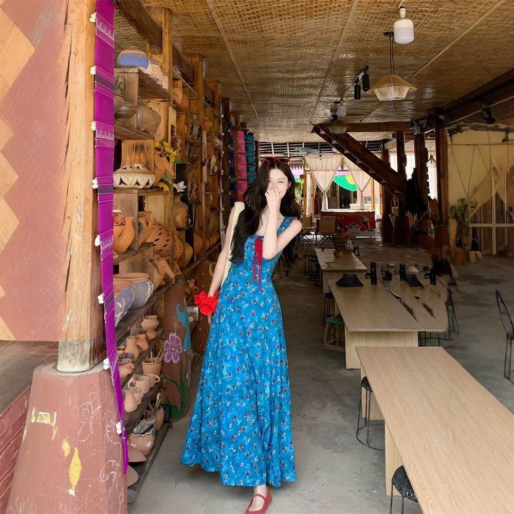 Seaside Vacation Wind Blue Floral Suspender Dress Women's Summer New Niche Pure Desire Wind Waist Thin Dress