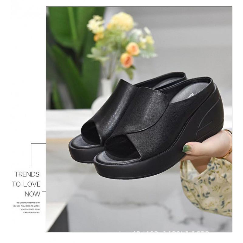 2025 new soft leather wedge cool slippers women's summer wear fashion Internet celebrity muffin thick bottom one word cool slippers