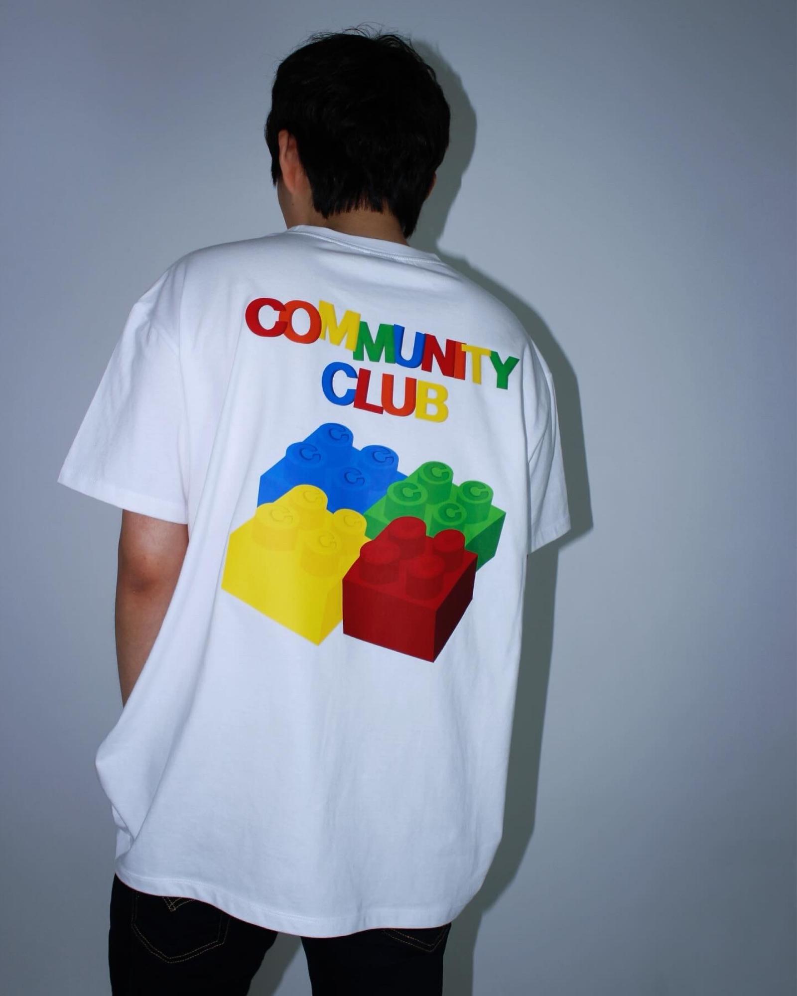Community Club Playful T-Shirt (White) L
