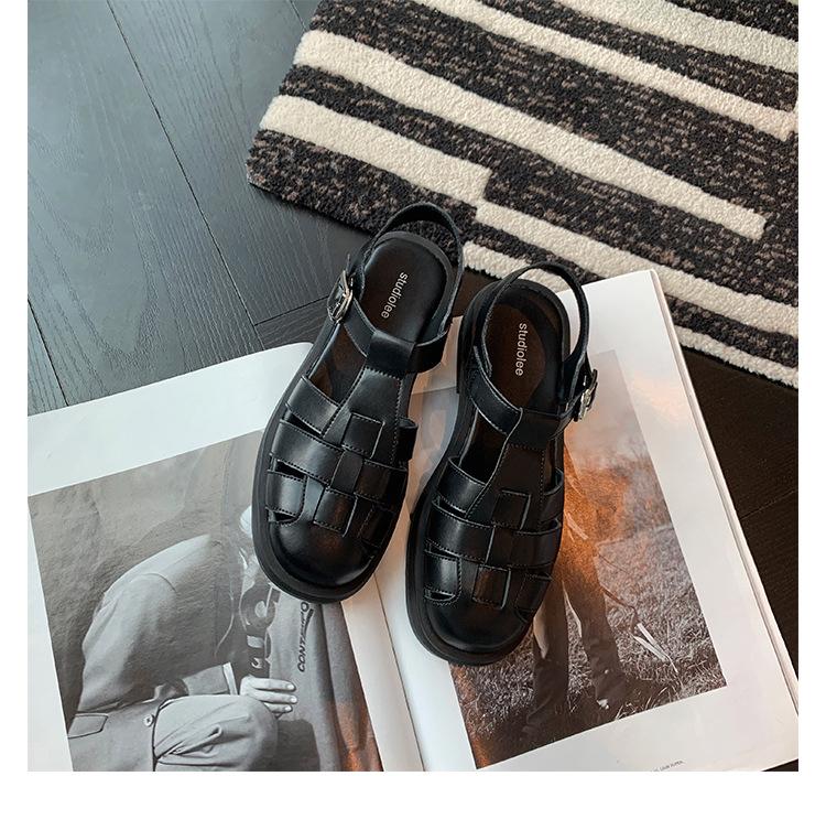 

Grape mother, the same 2025 spring and summer new soft-soled bag head thick heel thick sole retro fashion Roman woven sandals women 35