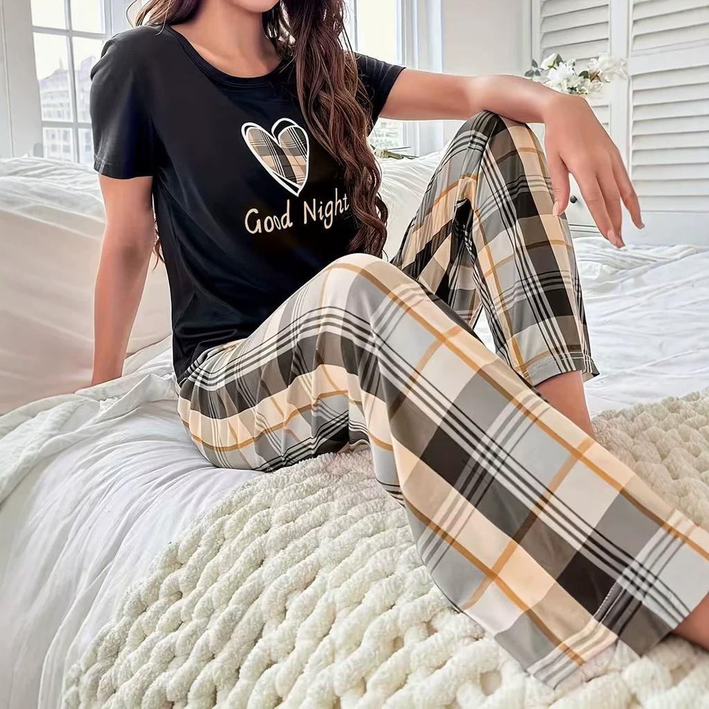 Ensemble short et haut à manches courtes pour femme Impression dessin animé Confortable et doux pour la peau Vêtements décontractés pour la maison ensemble deux pièces