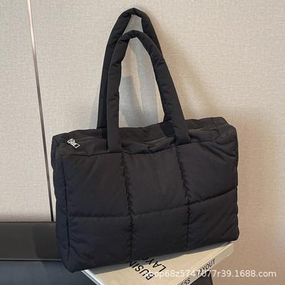 Underarm Bag Women's Bag 2025 New Versatile Shoulder Bag Down Cotton Clothing Bag Large Capacity Fashion Portable Tote Bag