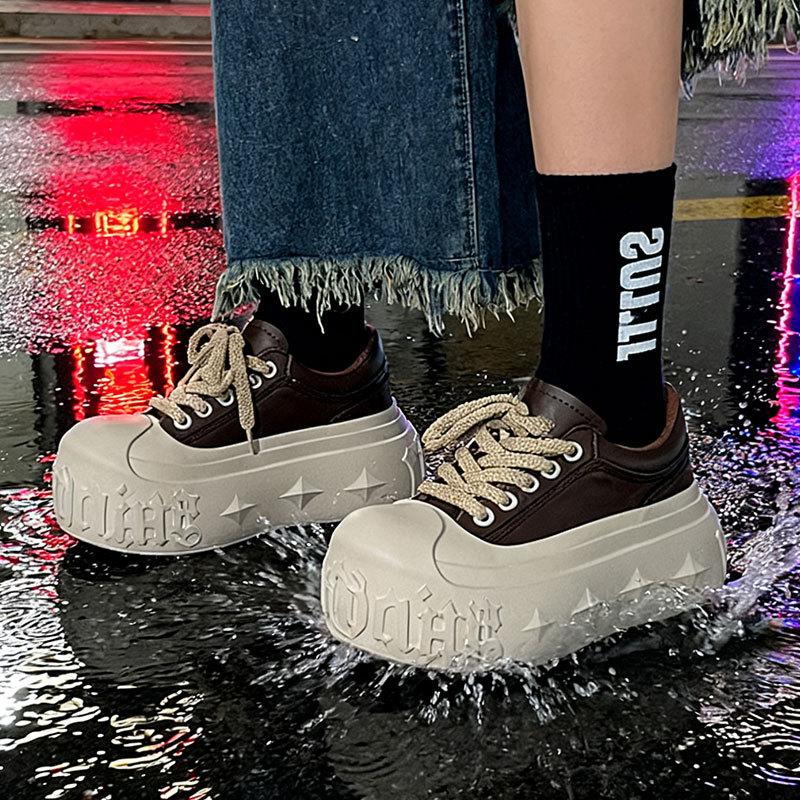 Muffin platformové bílé boty dámské podzim 2025 nové populární malé pánské zvýšení výšky všestranné ležérní boty s velkou hlavou chlebové boty