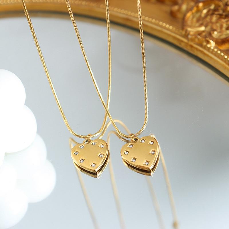 Dainty Minimalist Non Tarnish Stainless Steel Gift Jewelry Zircon Rhinestone Gold Love Heart Pendent Necklace for Women