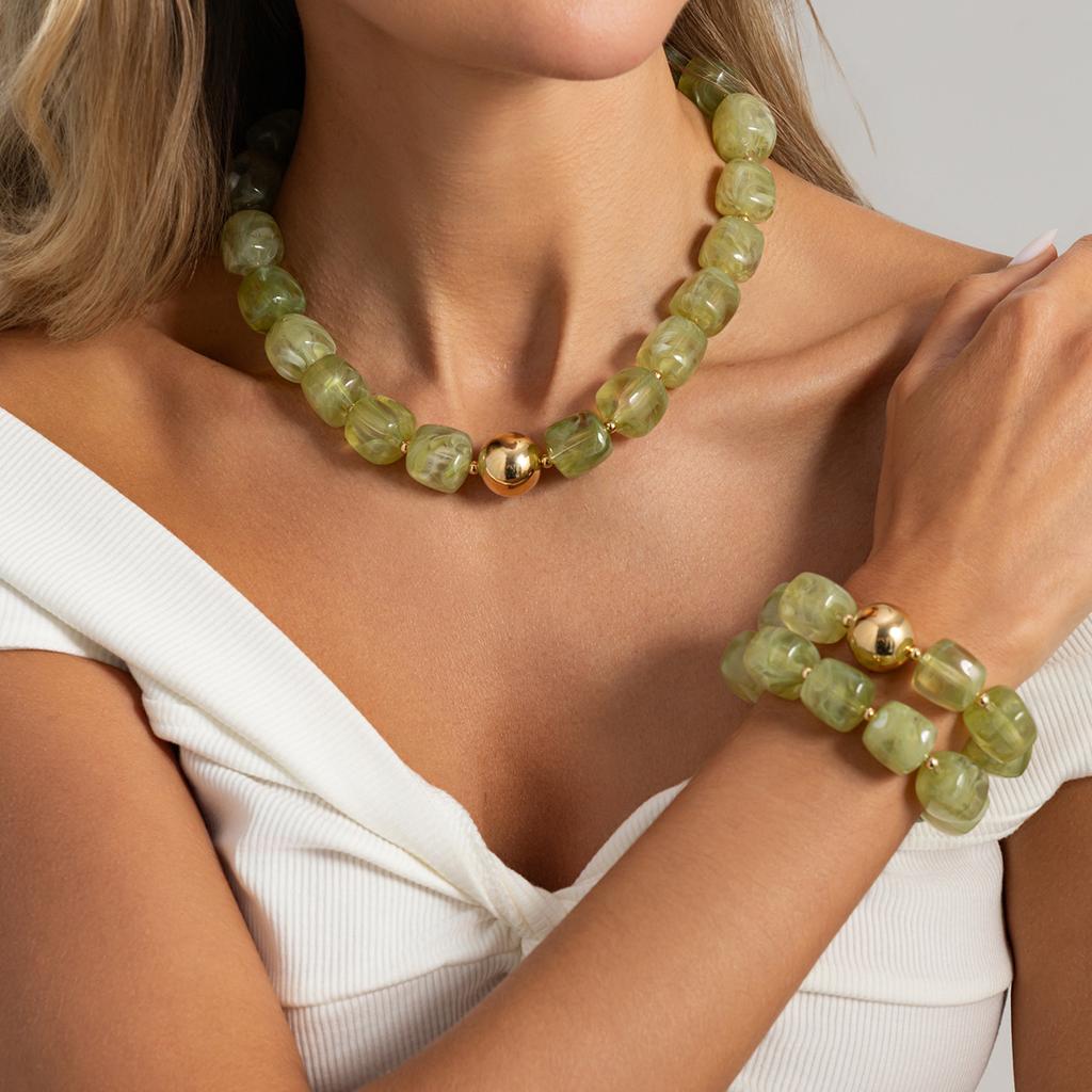 Women's Thick Beaded Bracelet, Resin Material Elastic Bracelet Stack Series Beach Wear with Accessories, Fashion Jewelry Gifts