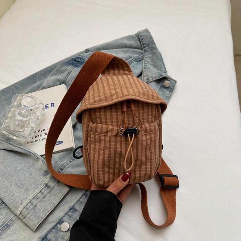 

2025 новый нишевый дизайн японский инс кэжуал простой модный плечевой холщовый мессенджер сумка для мобильного телефона женская коричневый