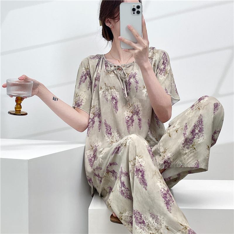 

Women s Spring/Summer Short-Sleeve Lace-Up Chinese Style Pajamas with Cotton Silk Print – Wear Indoors or Out One Size