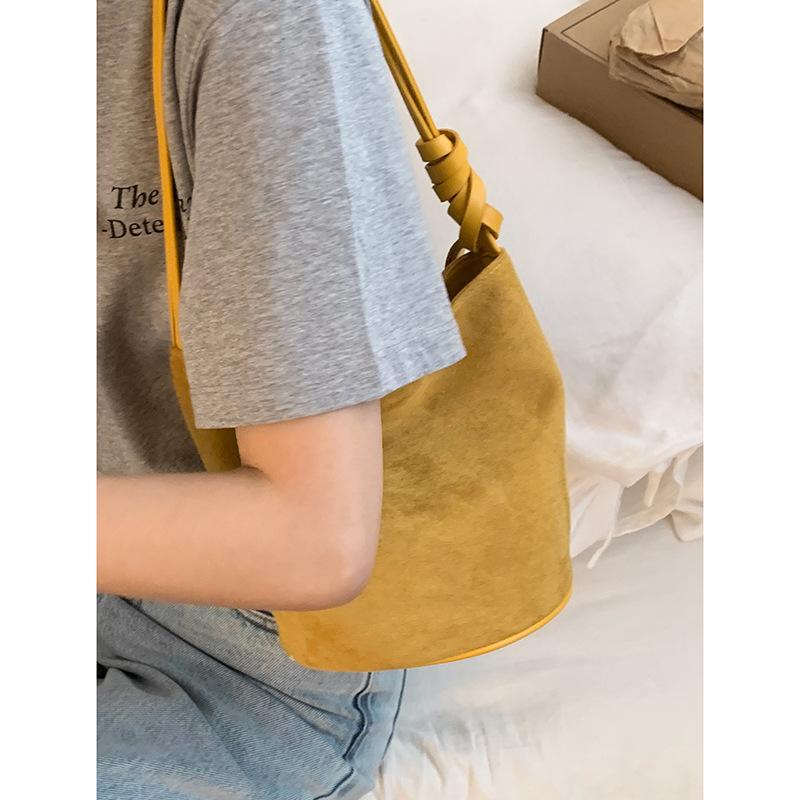 High-end Underarm Bag, Large-capacity Suede Bucket Bag, Simple Single-shoulder Bag