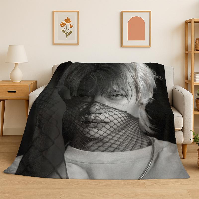 Kpop Felix Stray Kids Music Flannel Blanket Soft Warm Throw Blanket for Bedroom Living Room Bed Travel Camping Picnic Gift
