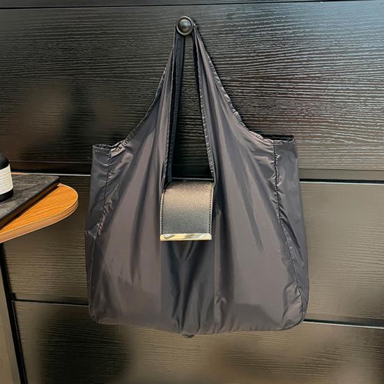 Keychain Tote Bag Foldable Expandable Mini Bag with Key Ring Portable Nylon Handbag Reusable Travel Grocery Bag for Daily Shopping Supplies