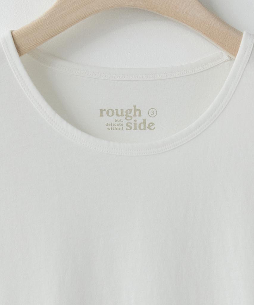Leopeusaideu Scoop Neck T-Shirt Off White