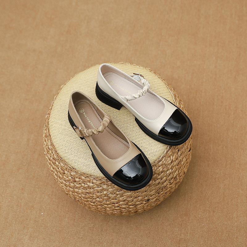 Q1-5 Französische Mary Jane Schuhe dicker Absatz Damenschuhe neu leichter Mund Wort mit College-Stil Farbabstimmung dicke Sohle mittlerer Absatz einzelne Schuhe