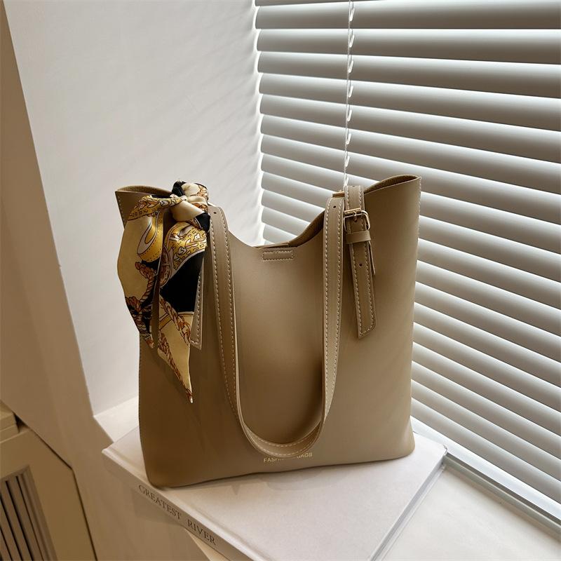 

Летняя новая модная повседневная сумка-тоут большой вместимости, ретро простая, для работы, на плечо, подмышку хаки