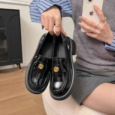 Patent Leather Single Shoes Women's Autumn New Metal Thick-soled Loafer Shoes British Style College Small Leather Shoes