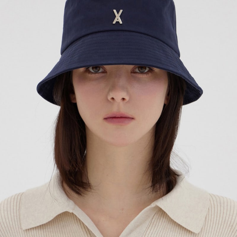 

VARZAR VA Базовая панама с шипами темно-синяя FREE