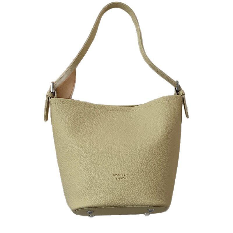 Niche texture underarm bag women's 2025 new summer fashion bucket bag versatile simple shoulder messenger bag