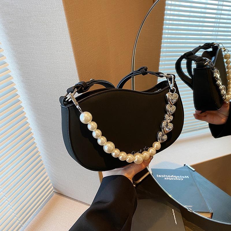 Niche Design Bag Women's New Beaded Trendy Versatile Commuter Shoulder Bag Fashion Messenger Bag