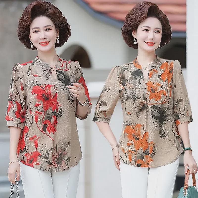 Cămașă de vară la modă pentru femei de vârstă mijlocie, 40-50 de ani