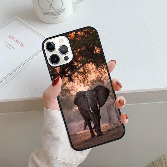 Elephant Animal Phone Case For iPhone 17 Air 13 12 14 15 16  Cover For Apple 14 15 16 Pro Max 6S Plus Coque
