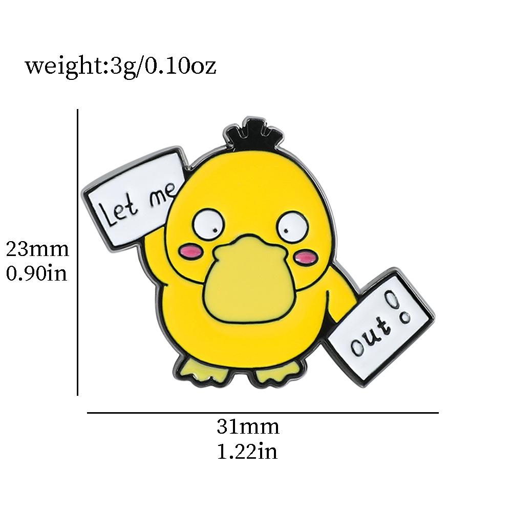 Cartoon creative reach duck brooch Pokémon personality placard duckling metal badge student clothes tide