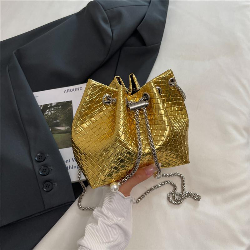 Portable Bucket Bag Women's New Summer Small Satchel Crossbody Fashion Trend Chain Bag