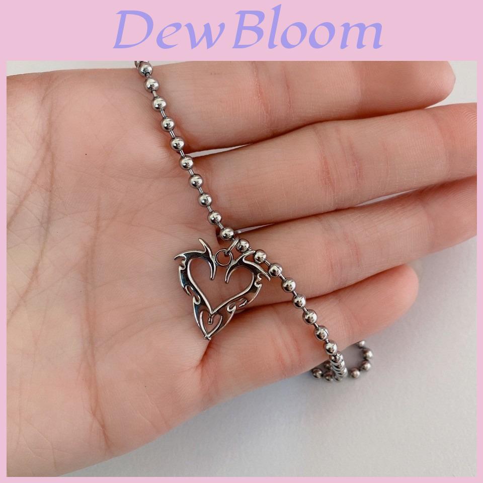 Titanium Steel Vintage Heart Pendant Necklace For Women With Geometric Design And Cross Chain