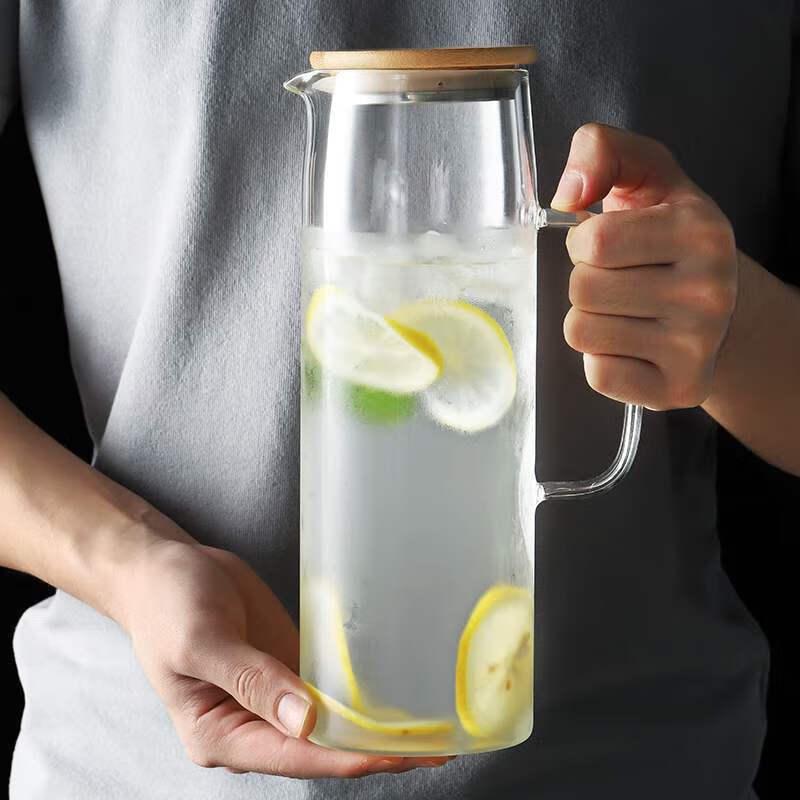 TLAKEHO Transparent Glass Cold Water Pitcher