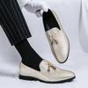 Fashion Party Shoes for Men British Loafers Pointed-toe Shiny Leather Mens Dress Business Office Shoes Men Wedding Oxfords Flats